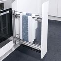 1504-002-150mm-narrow-larder-with-towel-rails-en