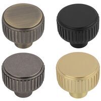 11401-001-linden-round-post-knob-with-reeded-edge