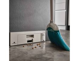 1063-001-sweepovac-kitchen-vacuum-for-plinths