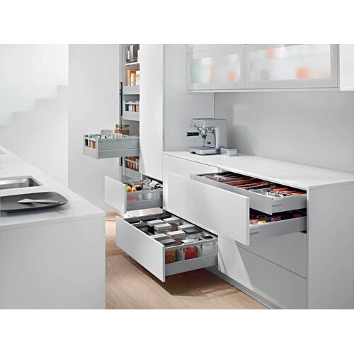 7956-005-blum-antaro-pre-assembled-drawer-with-fronts-en-3