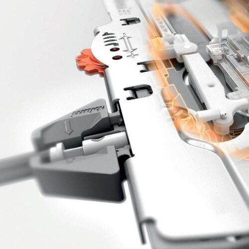 7975-005-blum-tip-on-blumotion-touch-release-soft-close-11-16mm-drawer-sides-en-4